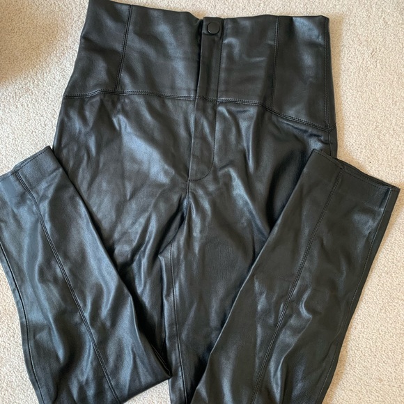 SOLD Zara Leather Pants - Picture 3 of 4